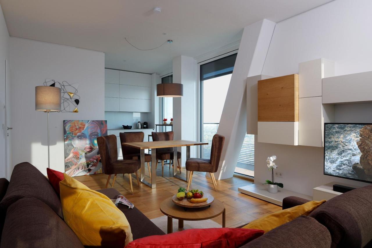 Triiiple Level 21 Mit Balkon Und Tiefgarage Apartamento *