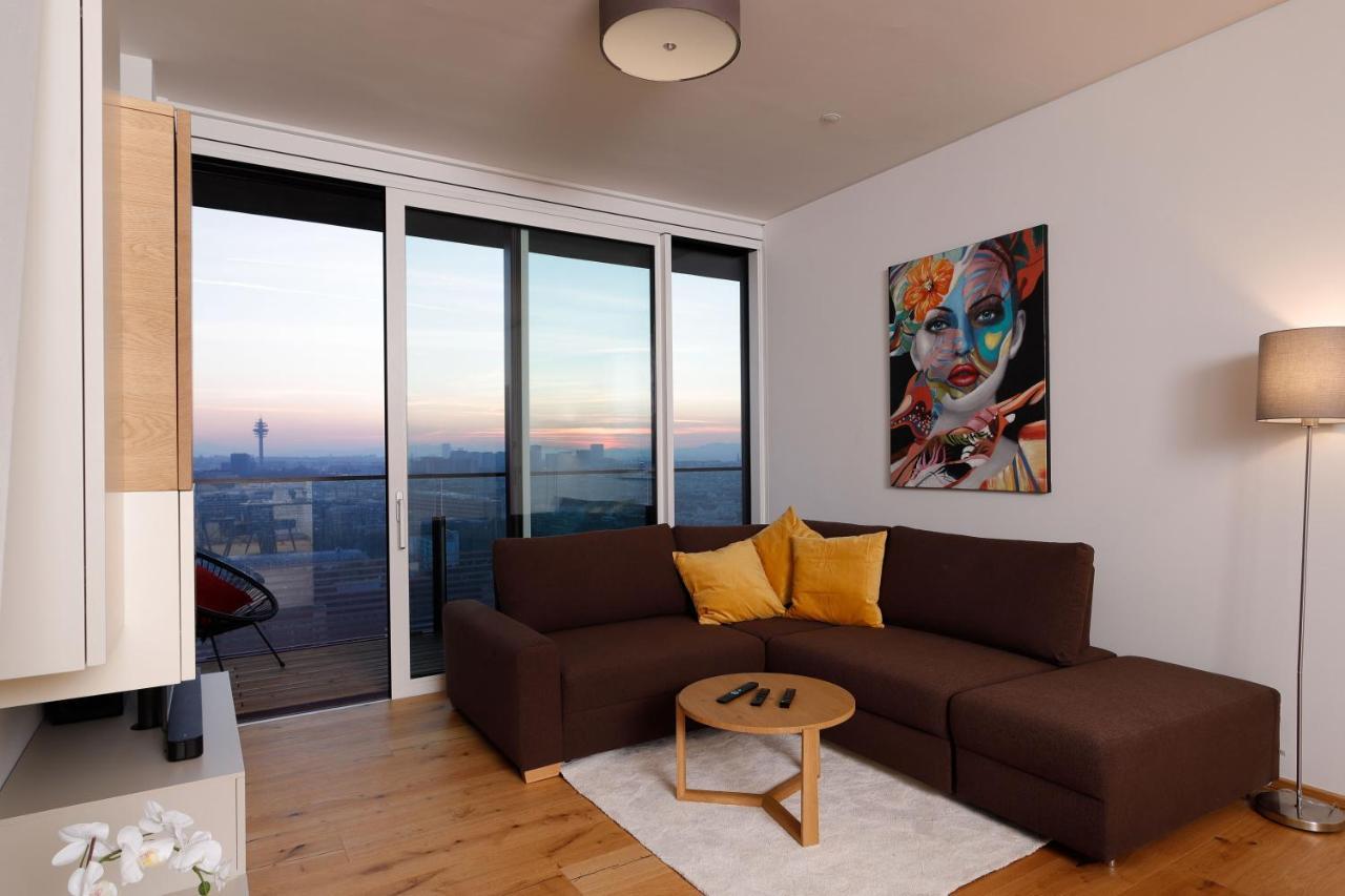 Triiiple Level 21 Mit Balkon Und Tiefgarage Apartamento Viena